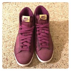 Hightop Nike Sneakers